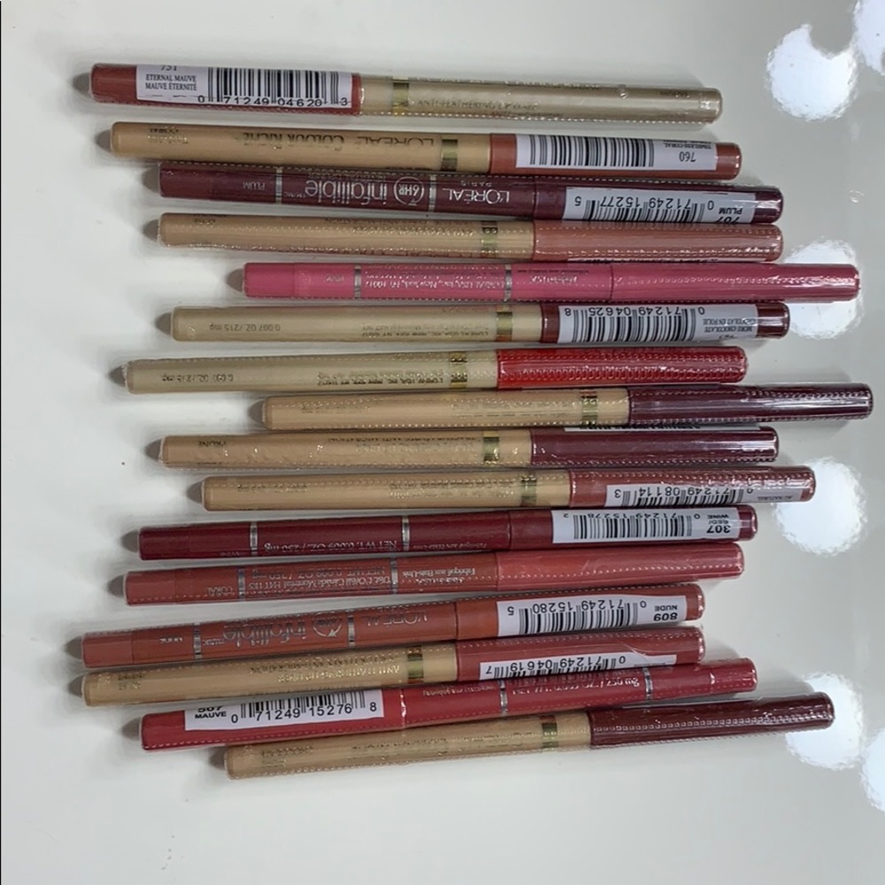 LOREAL LIP LINERS